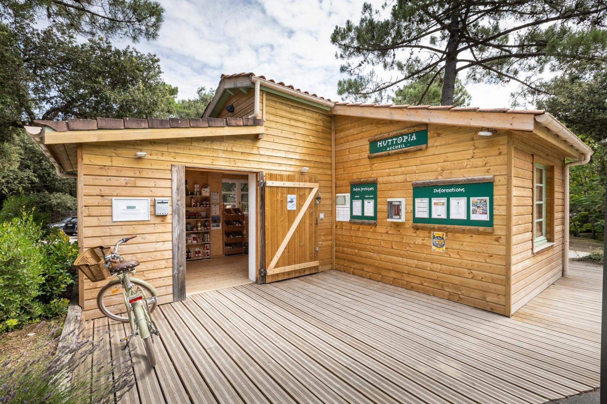 Huttopia Oleron Les Chenes Verts Dolus de Oleron Bagian luar foto